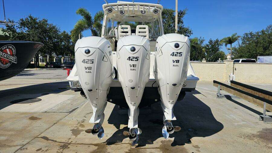 35ft Hydra Sports Yacht For Sale