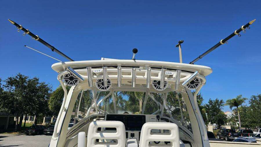 35ft Hydra Sports Yacht For Sale