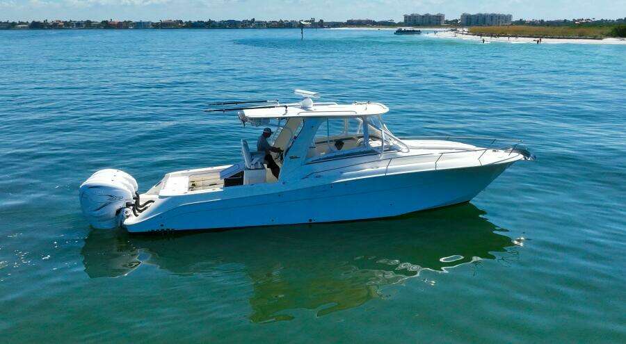35ft Hydra Sports Yacht For Sale