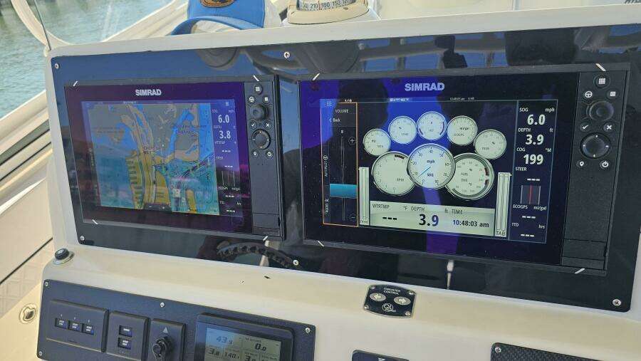 35ft Hydra Sports Yacht For Sale