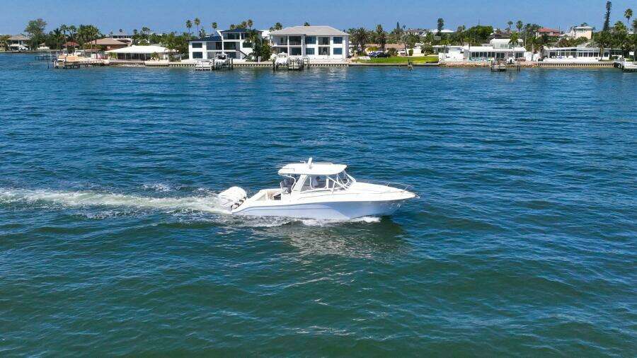 35ft Hydra Sports Yacht For Sale