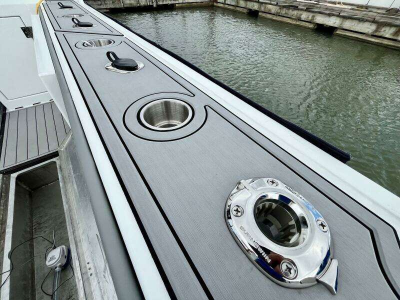 Nevera 31ft Pro Fisher Yacht For Sale
