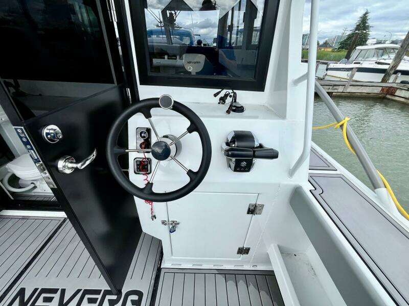 Nevera 31ft Pro Fisher Yacht For Sale