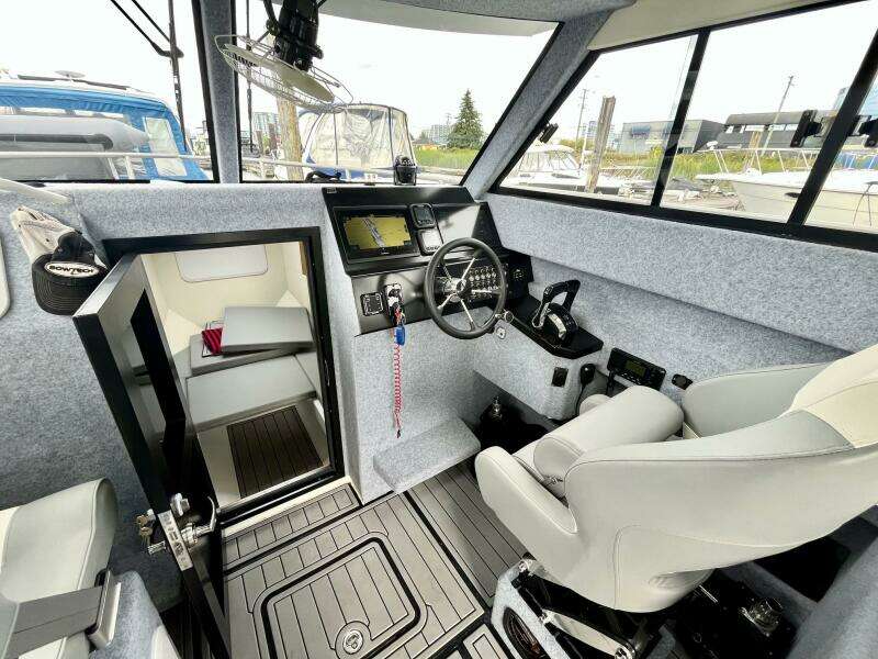 Nevera 31ft Pro Fisher Yacht For Sale