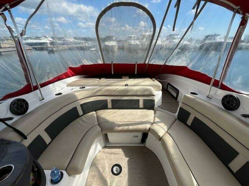 26ft Rinker Yacht For Sale