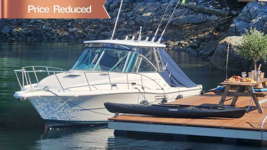 30ft Pursuit Yacht For Sale