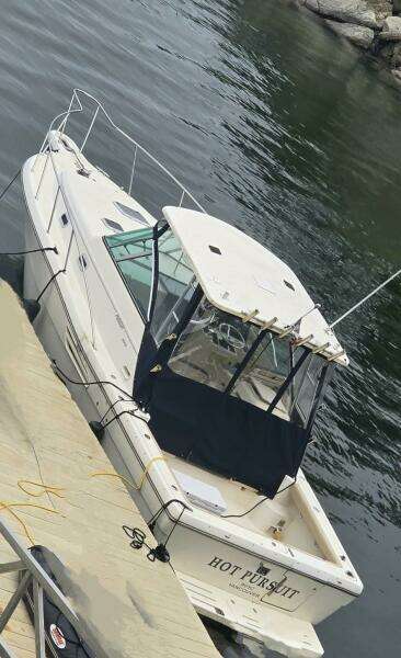 30ft Pursuit Yacht For Sale