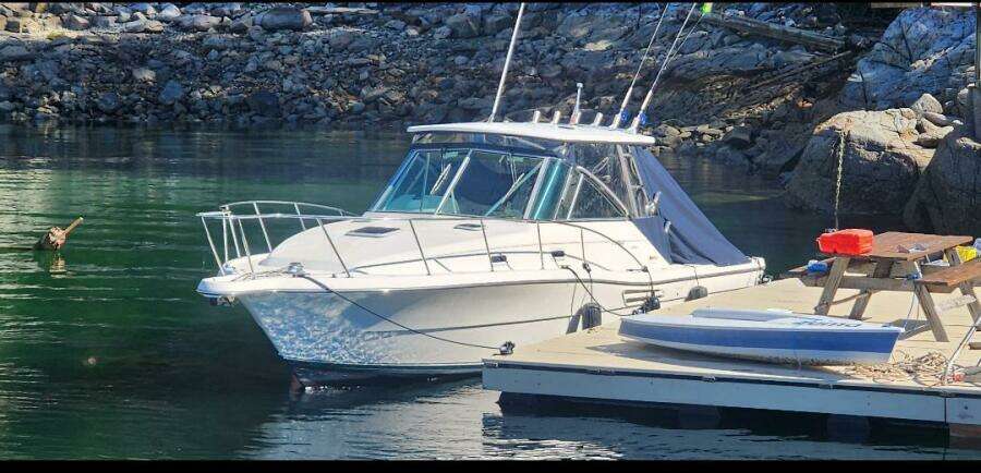 30ft Pursuit Yacht For Sale