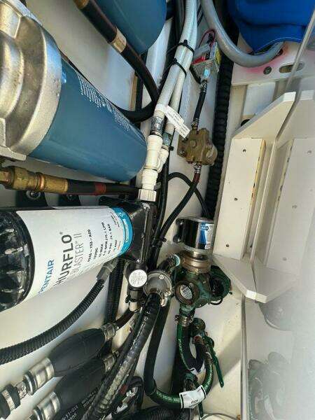 Wave Paver 35ft Pursuit Yacht For Sale