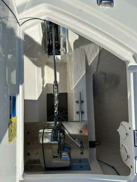 Wave Paver 35ft Pursuit Yacht For Sale