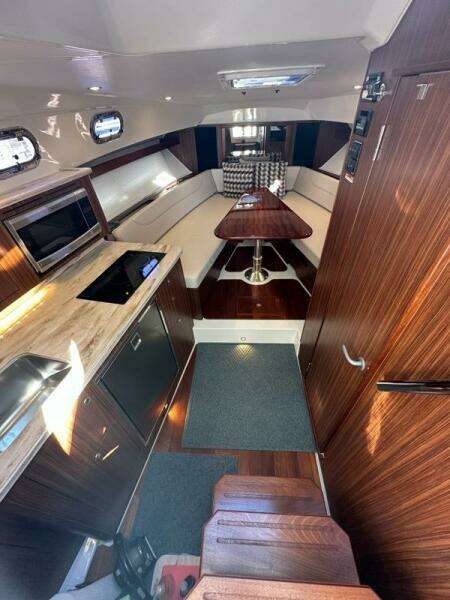 Wave Paver 35ft Pursuit Yacht For Sale