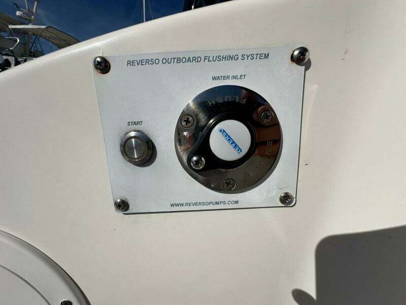 Wave Paver 35ft Pursuit Yacht For Sale