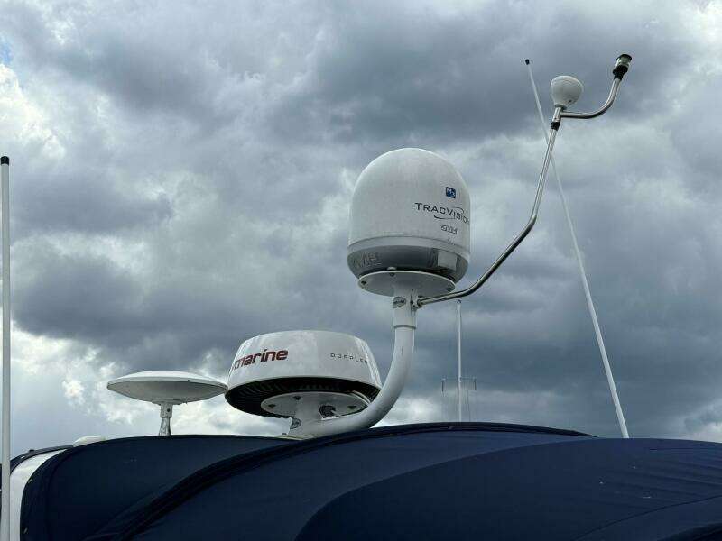 32ft Sea Ray Yacht For Sale