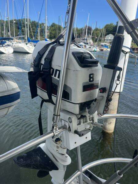 Island Time 44ft Beneteau Yacht For Sale