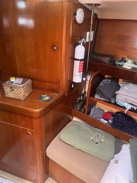 Island Time 44ft Beneteau Yacht For Sale