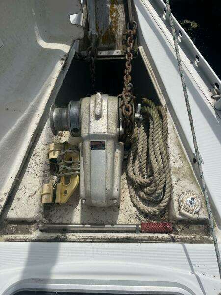 Island Time 44ft Beneteau Yacht For Sale