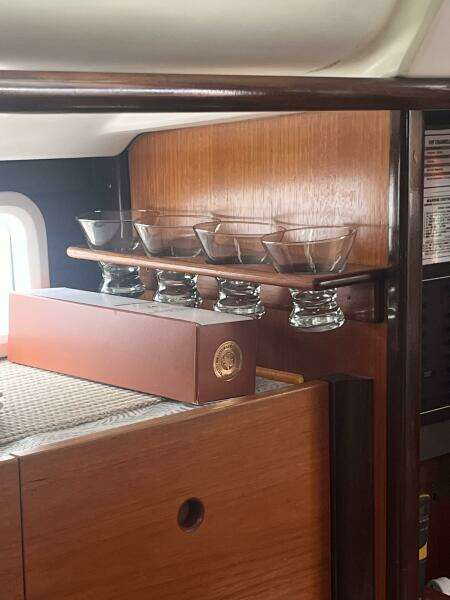 Island Time 44ft Beneteau Yacht For Sale