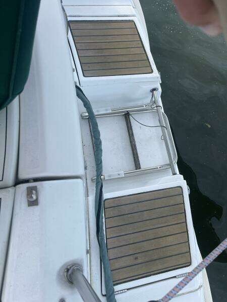 Island Time 44ft Beneteau Yacht For Sale
