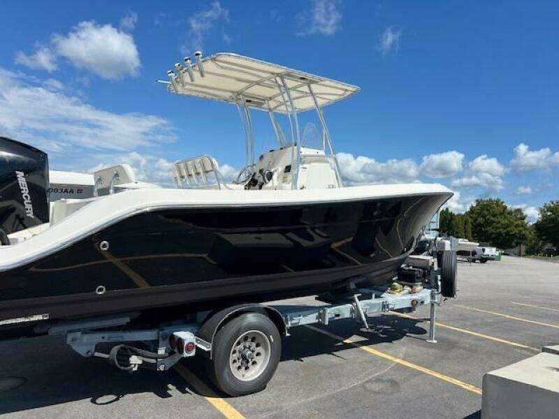 See the light 24ft Cobia Yacht For Sale