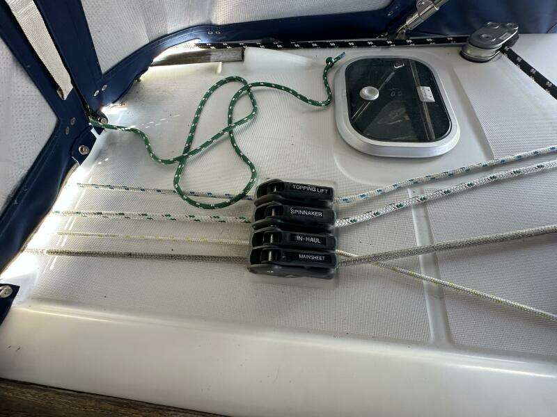 35ft Beneteau Yacht For Sale