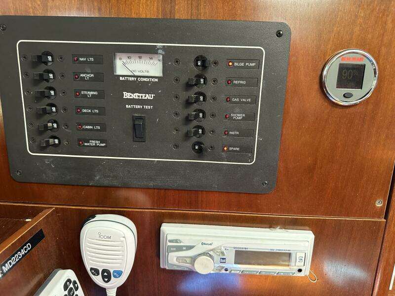 35ft Beneteau Yacht For Sale