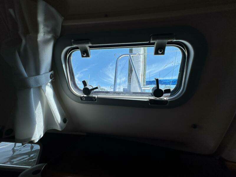 35ft Beneteau Yacht For Sale