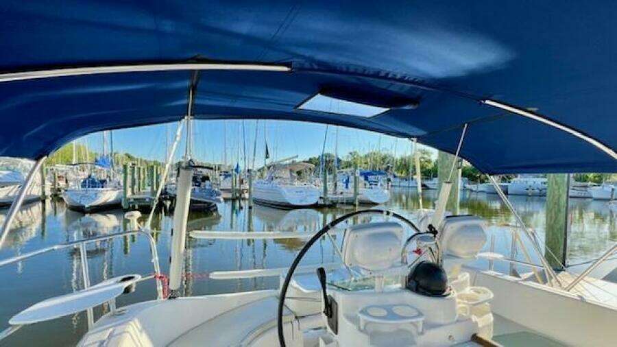 35ft Beneteau Yacht For Sale