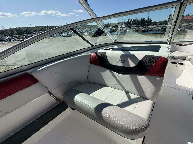 21ft Mastercraft Yacht For Sale