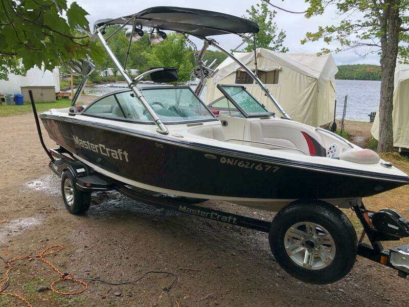 21ft Mastercraft Yacht For Sale
