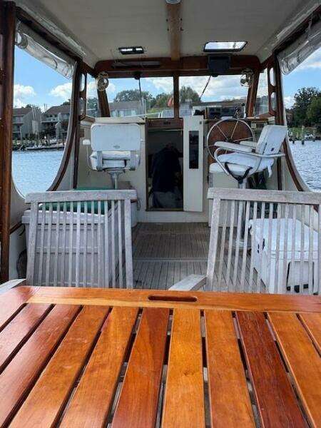 Bellevue 29ft Dyer Yacht For Sale