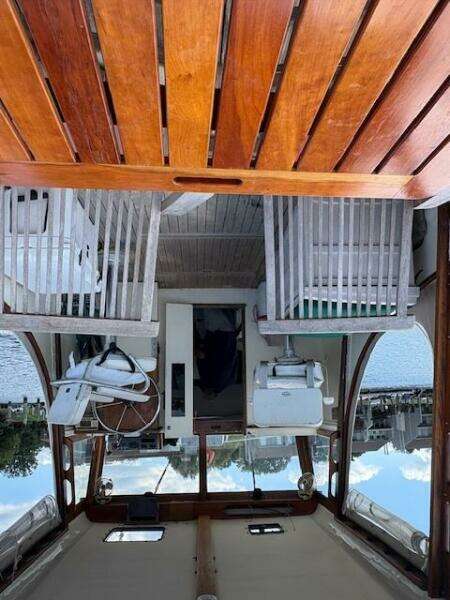 Bellevue 29ft Dyer Yacht For Sale