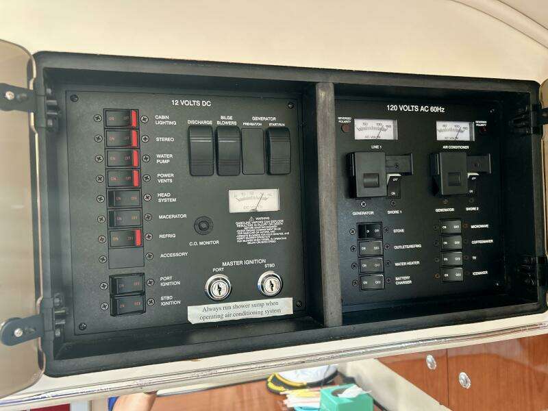 Flight 32ft Monterey Yacht For Sale