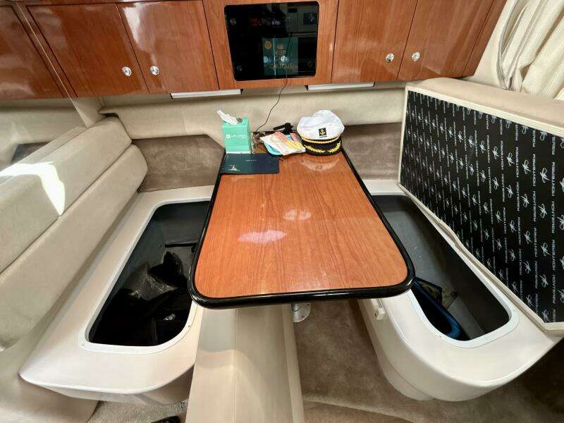 Flight 32ft Monterey Yacht For Sale