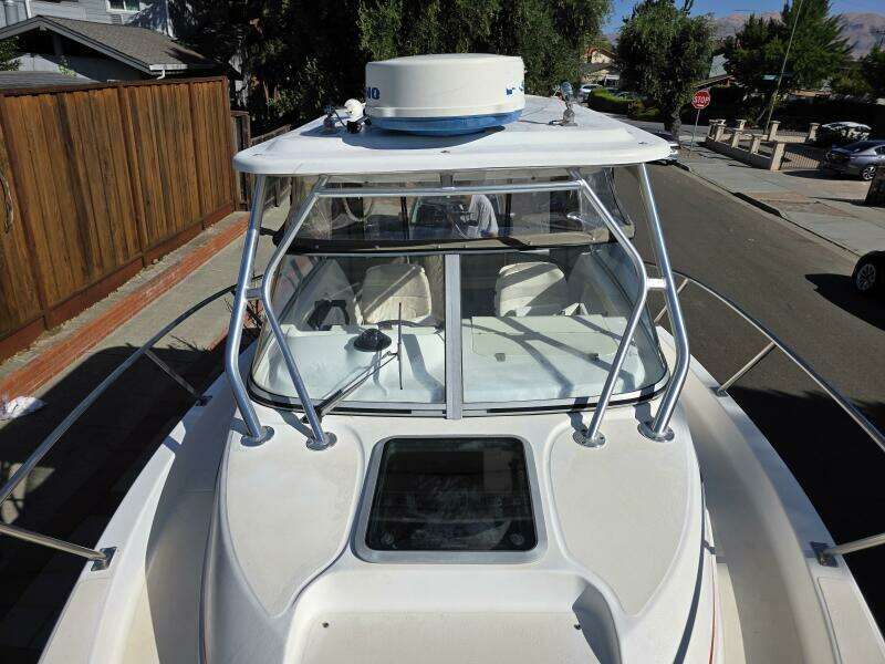 26ft Boston Whaler Yacht For Sale
