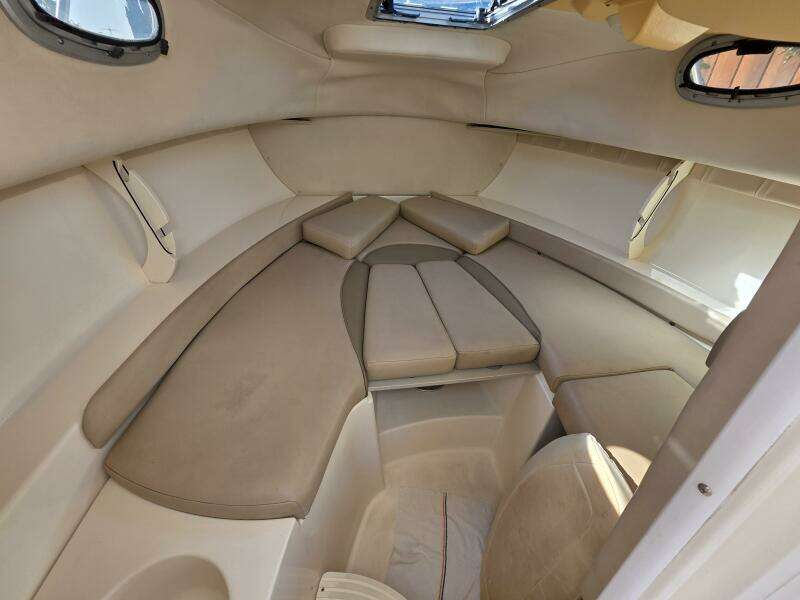 26ft Boston Whaler Yacht For Sale