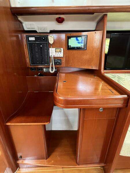 Autumn 42ft Beneteau Yacht For Sale