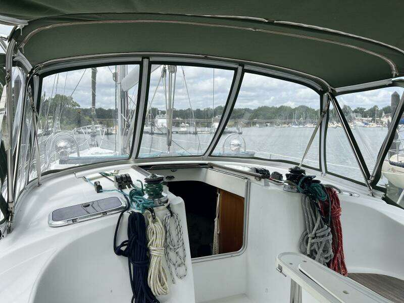 Autumn 42ft Beneteau Yacht For Sale