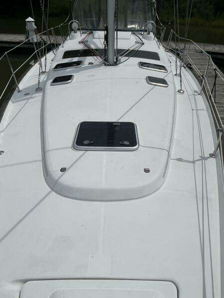 Autumn 42ft Beneteau Yacht For Sale