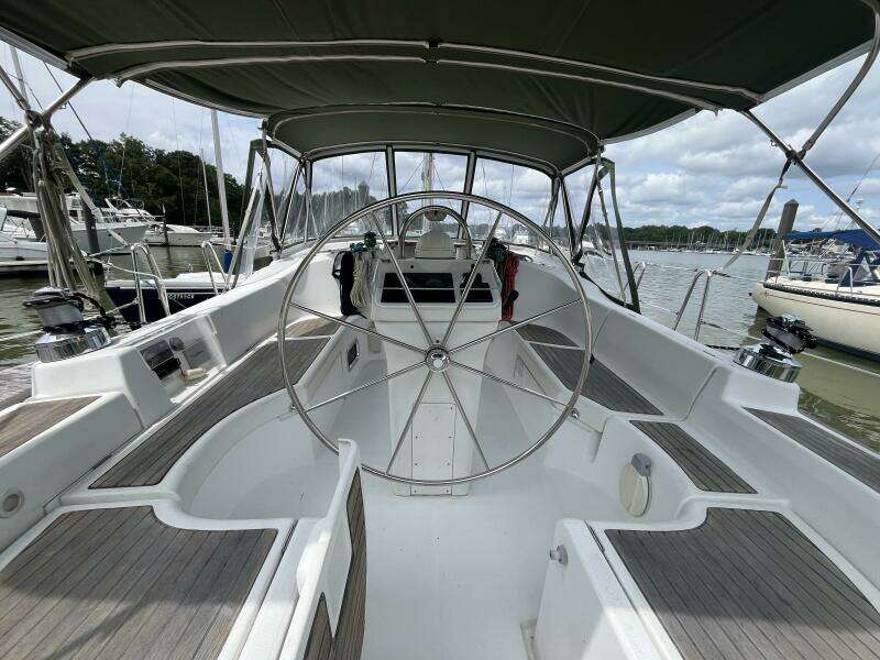 Autumn 42ft Beneteau Yacht For Sale
