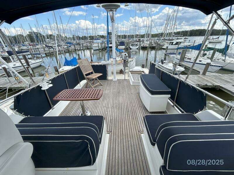 42' Grand Banks flybridge aft