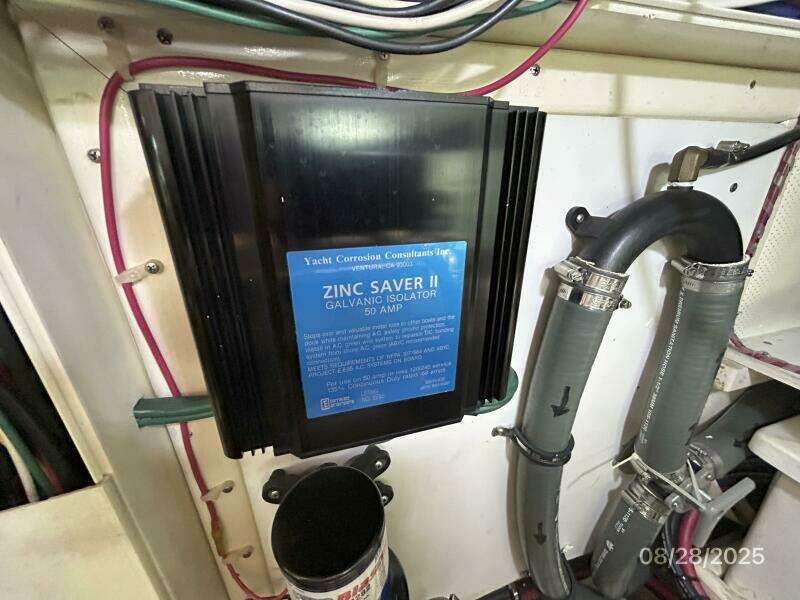 42' Grand Banks galvanic isolator