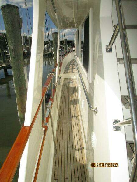 42' Grand Banks port side deck1