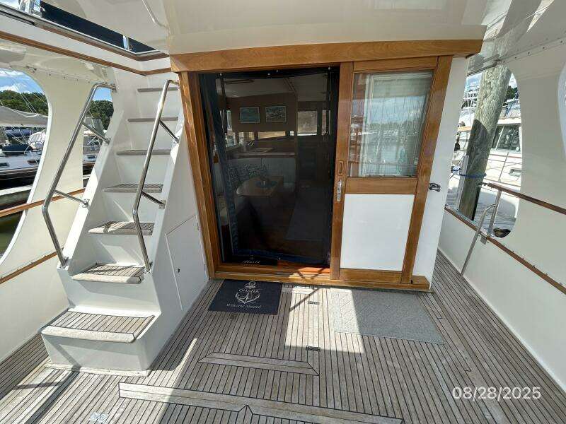 42' Grand Banks aftdeck forward
