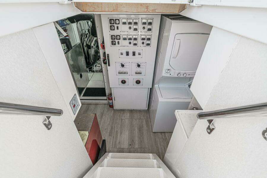 ECHOES 82ft Northcoast Yacht For Sale ECHOES 82ft Northcoast Yacht For Sale