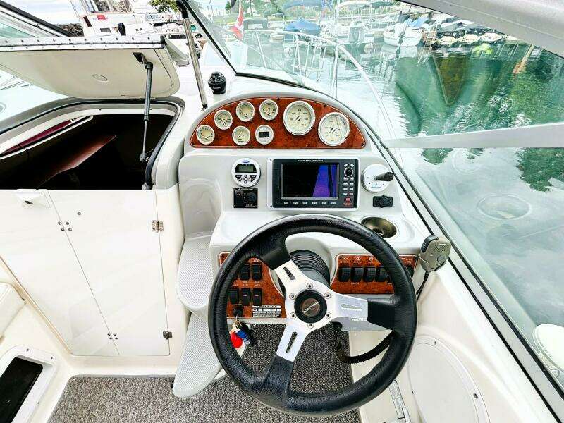 HAPPY HOURS 24ft Bayliner Yacht For Sale