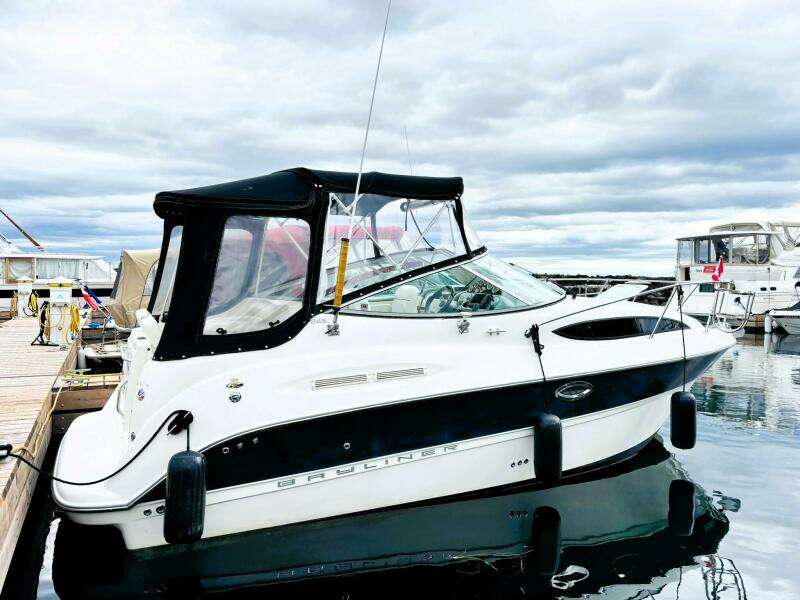 HAPPY HOURS 24ft Bayliner Yacht For Sale