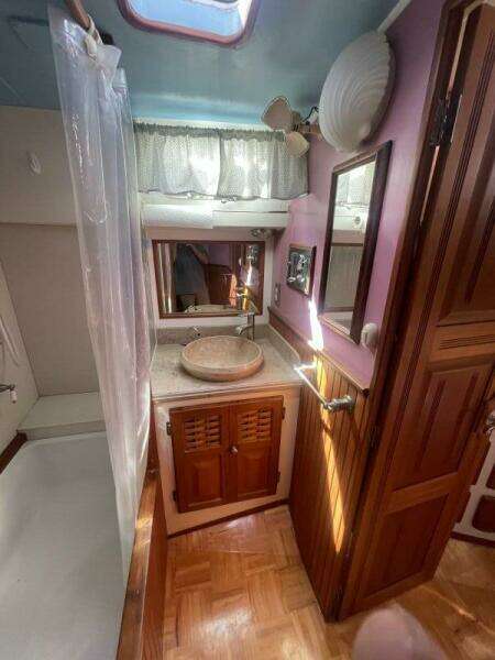 Tradition 46ft Morgan Yacht For Sale