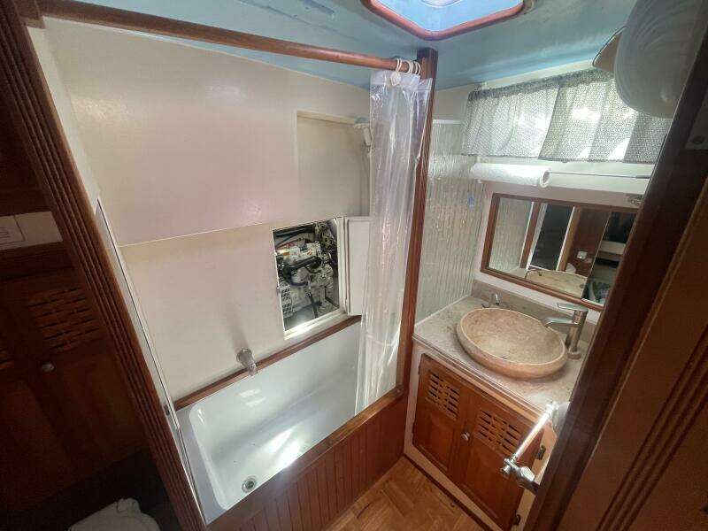 Tradition 46ft Morgan Yacht For Sale