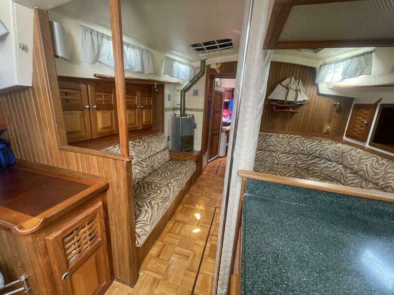 Tradition 46ft Morgan Yacht For Sale