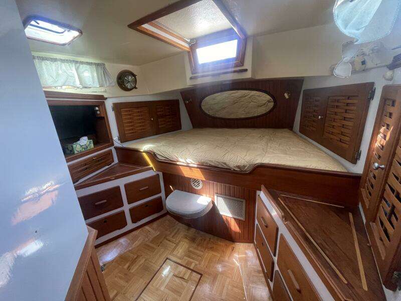 Tradition 46ft Morgan Yacht For Sale